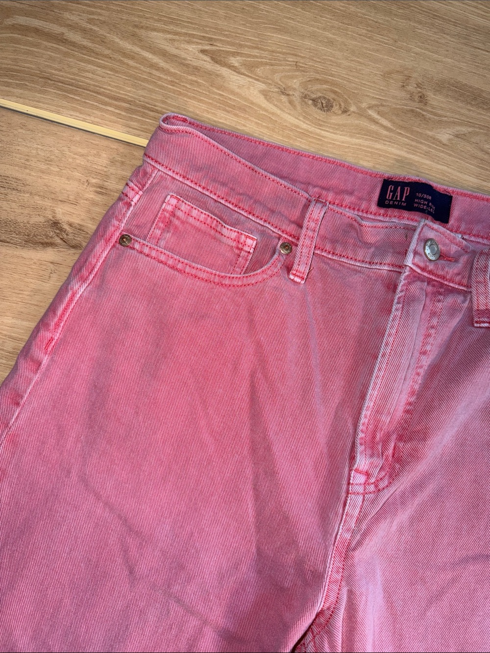 GAP Pink Wide-Leg Jeans with Raw Hem size 10/30 regular - Picture 4 of 7
